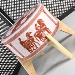 Antik Efes Desenli Ayaklı Puf +2 Kırlent Kılıfı-KP10-43