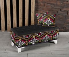 Siyah Nakış Çiçekler Desenli Sandıklı Puf +2 Kırlent